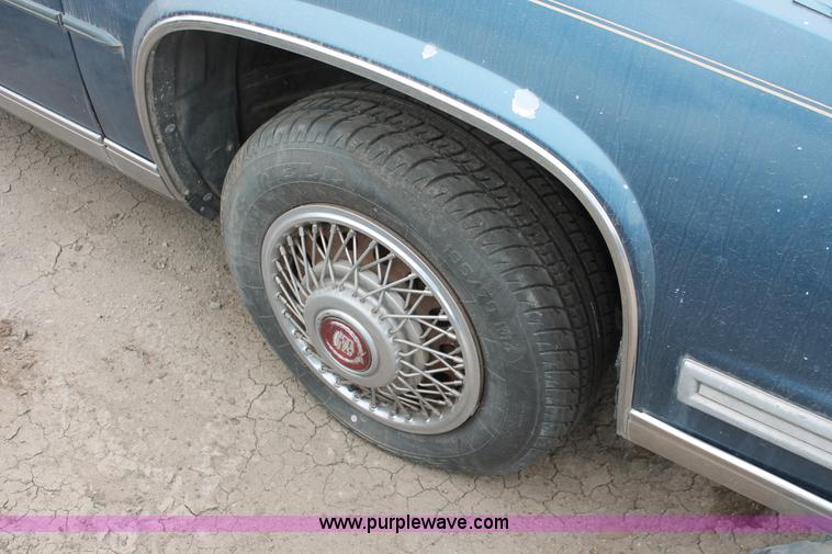 image for item O9375 1987 Cadillac DeVille