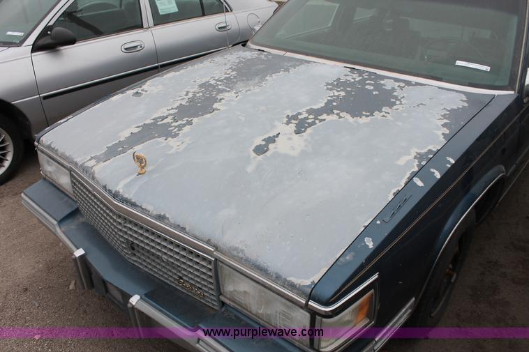 image for item O9375 1987 Cadillac DeVille
