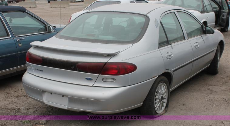 image for item O9376 1997 Ford Escort