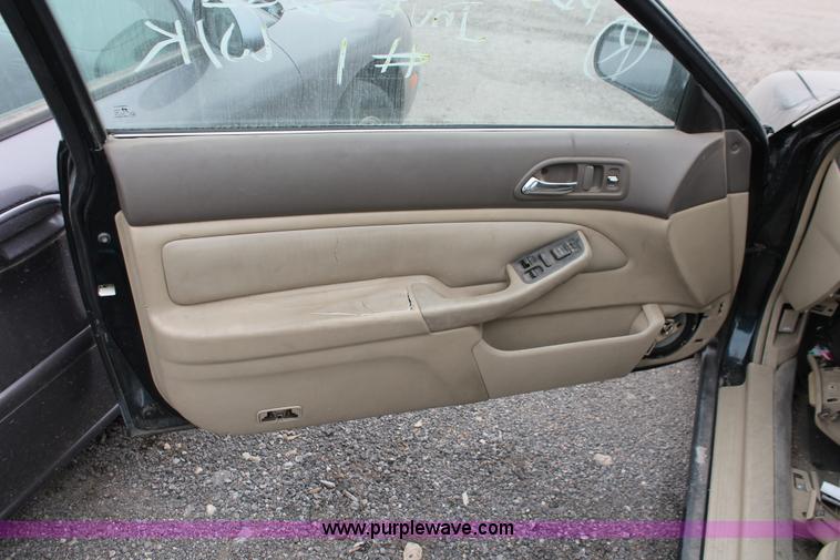image for item O9379 1994 Honda Accord EX