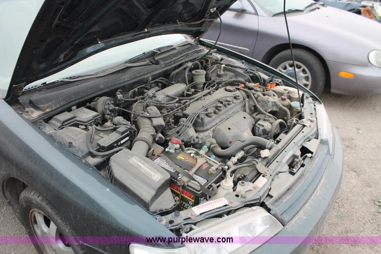 image for item O9379 1994 Honda Accord EX