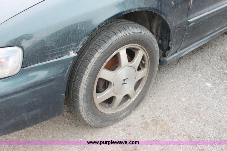 image for item O9379 1994 Honda Accord EX