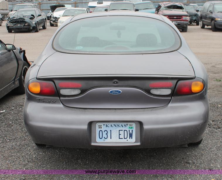 image for item O9380 1996 Ford Taurus