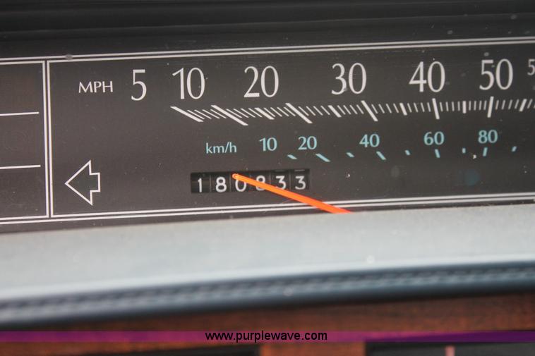 image for item O9382 1991 Cadillac DeVille