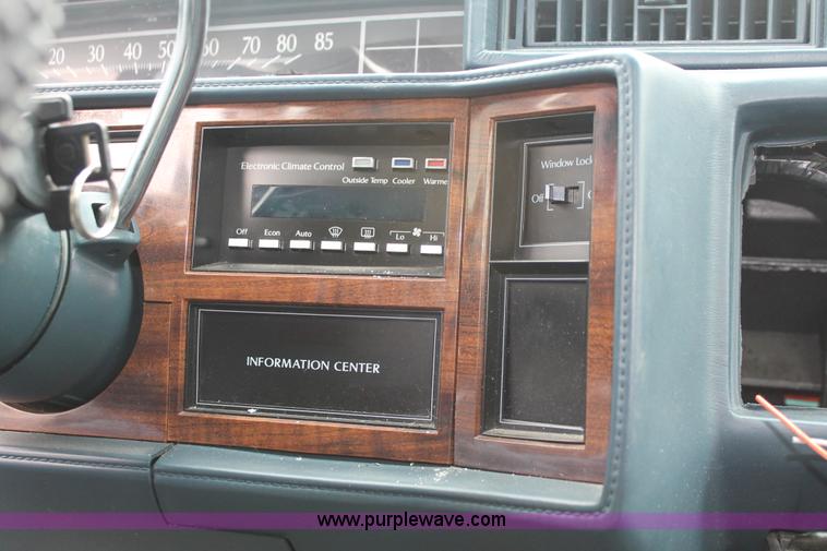 image for item O9382 1991 Cadillac DeVille