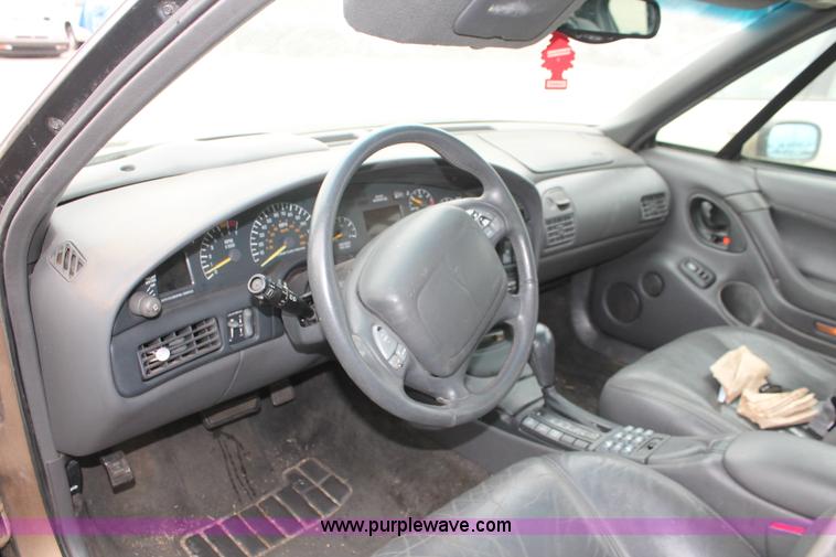 image for item O9384 1996 Pontiac Bonneville SSEi