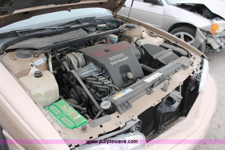 image for item O9384 1996 Pontiac Bonneville SSEi