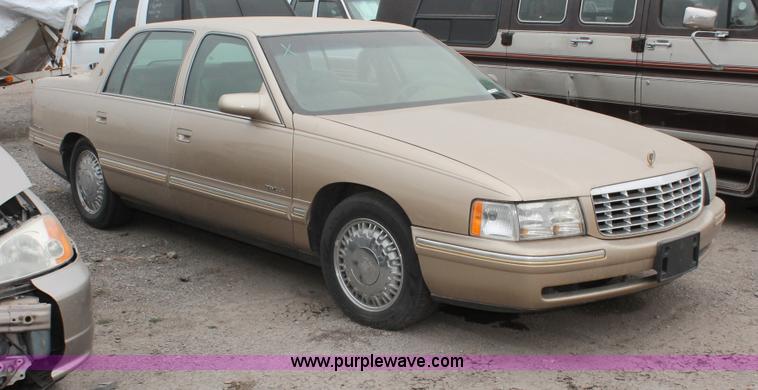 image for item O9385 1996 Cadillac DeVille Concours