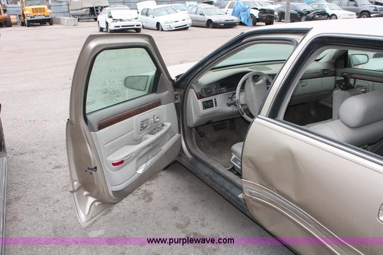 image for item O9385 1996 Cadillac DeVille Concours