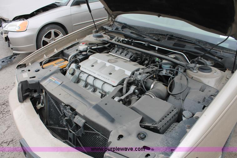 image for item O9385 1996 Cadillac DeVille Concours