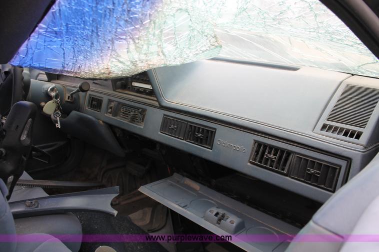 image for item O9386 1995 Oldsmobile Cutlass Ciera SL