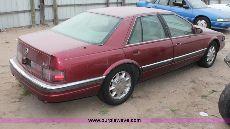 image for item O9388 1997 Cadillac Seville SLS