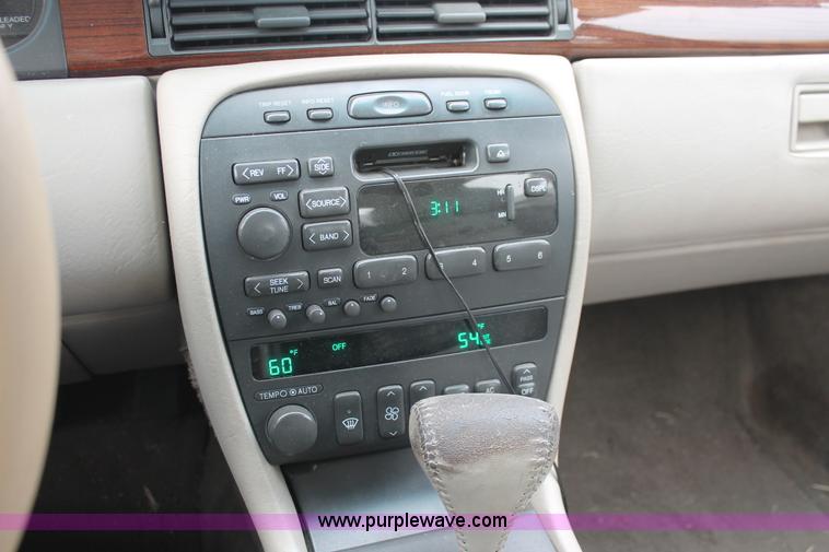 image for item O9388 1997 Cadillac Seville SLS