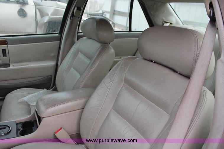 image for item O9388 1997 Cadillac Seville SLS