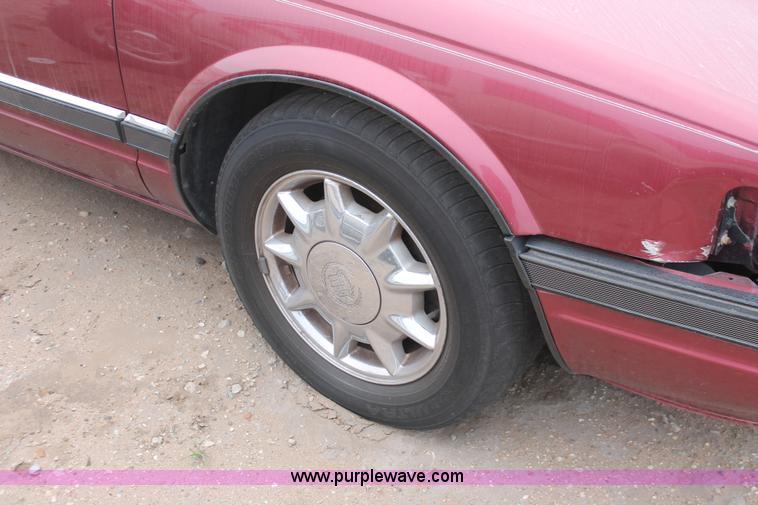 image for item O9388 1997 Cadillac Seville SLS