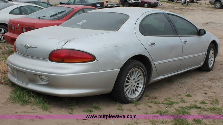 image for item O9389 2003 Chrysler Concrde Lxi