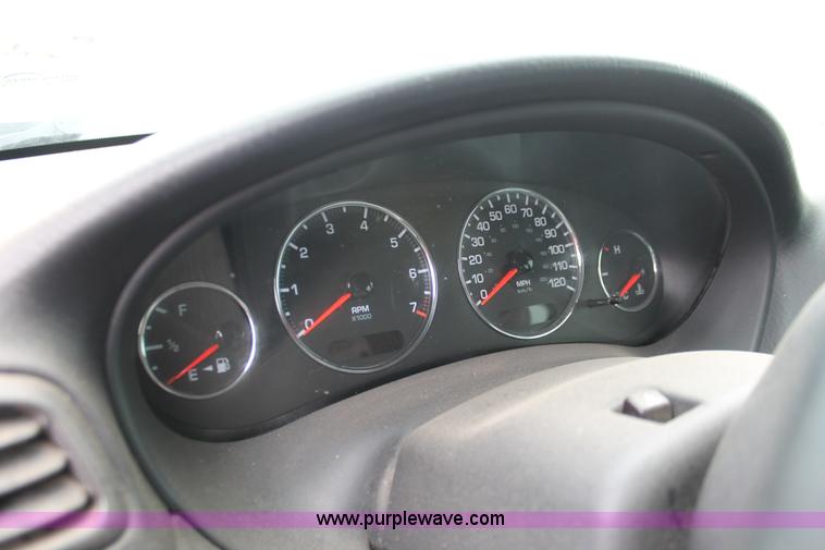 image for item O9389 2003 Chrysler Concrde Lxi