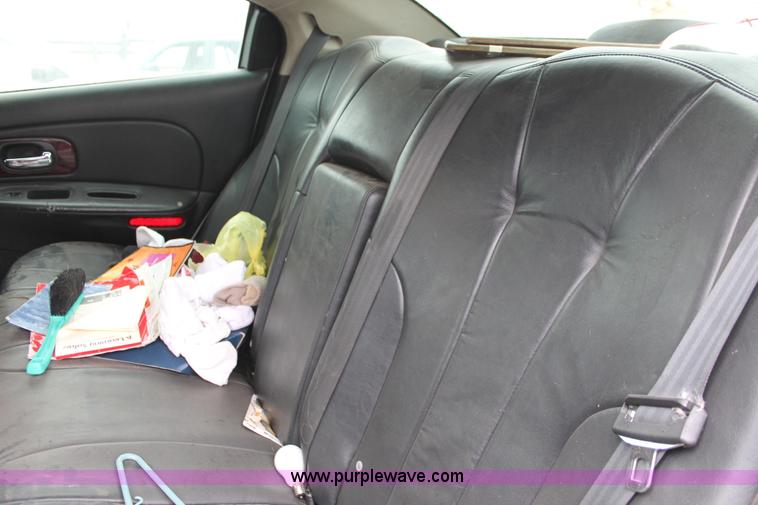 image for item O9389 2003 Chrysler Concrde Lxi