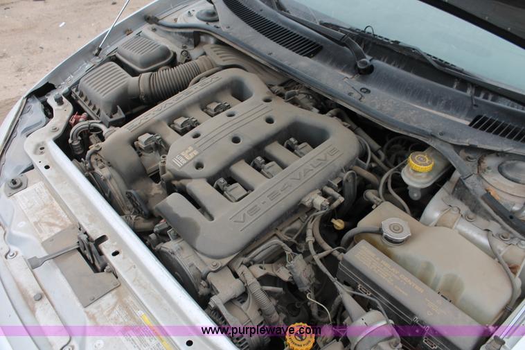 image for item O9389 2003 Chrysler Concrde Lxi