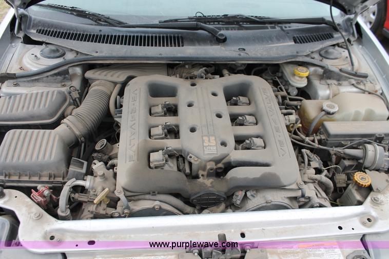 image for item O9389 2003 Chrysler Concrde Lxi