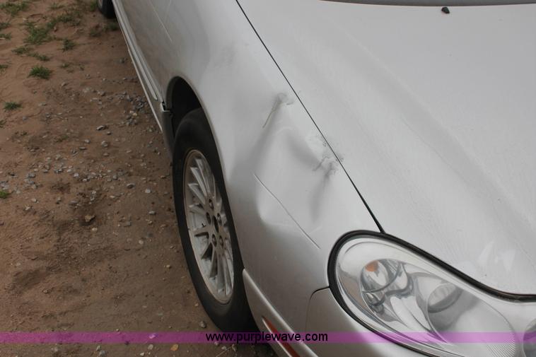 image for item O9389 2003 Chrysler Concrde Lxi