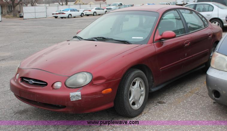image for item O9391 1998 Ford Taurus LX