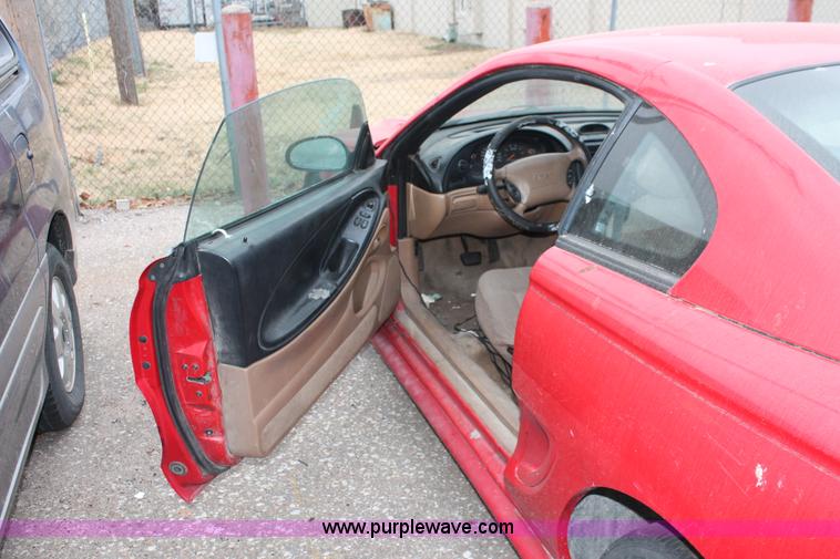 image for item O9392 1996 Ford Mustang