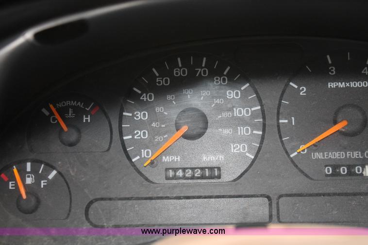 image for item O9392 1996 Ford Mustang