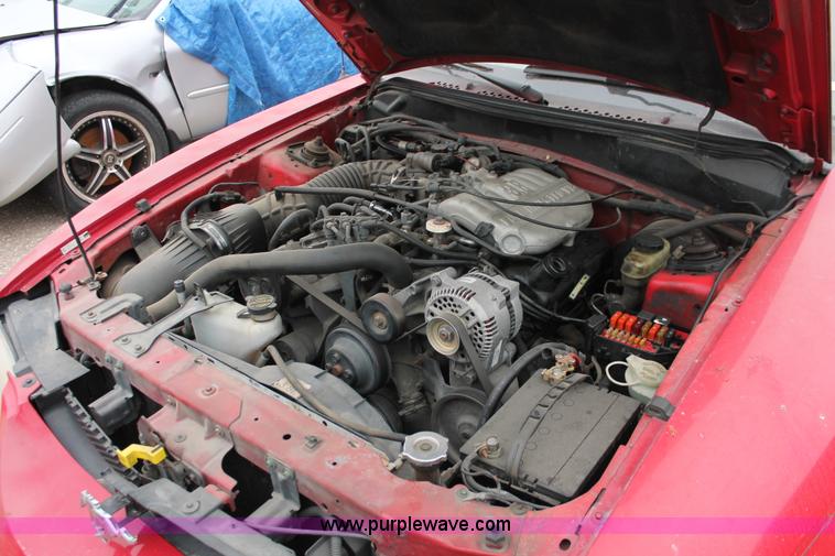 image for item O9392 1996 Ford Mustang