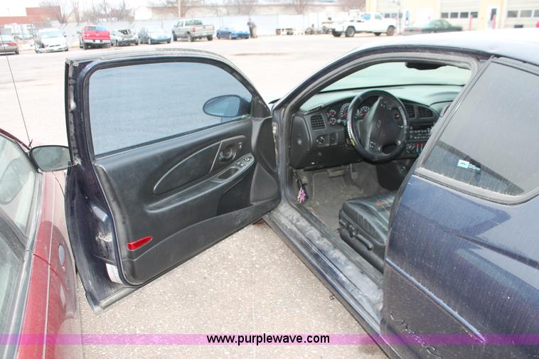 image for item O9393 2001 Chevrolet Monte Carlo SS