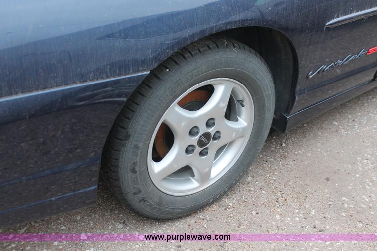 image for item O9393 2001 Chevrolet Monte Carlo SS