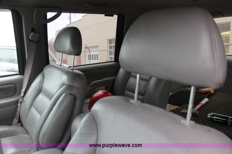 image for item O9394 1996 GMC Yukon SLE SUV