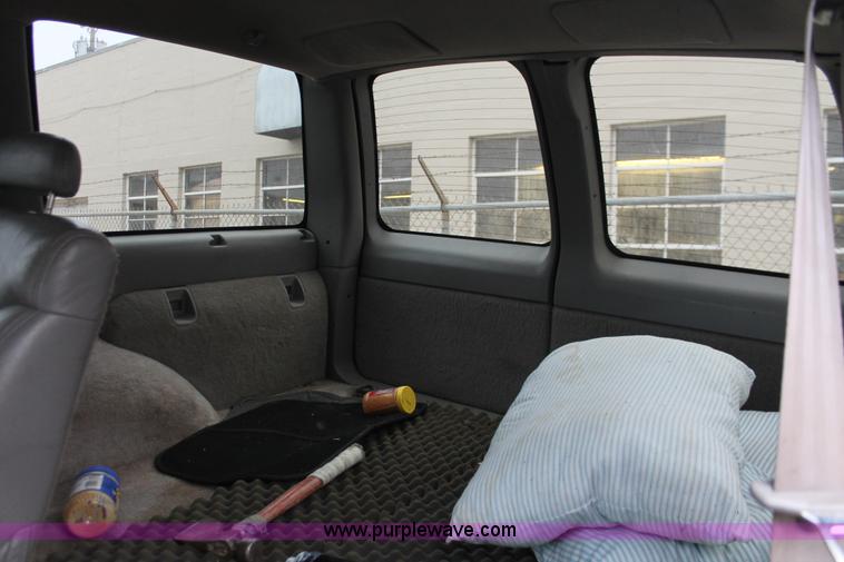 image for item O9394 1996 GMC Yukon SLE SUV