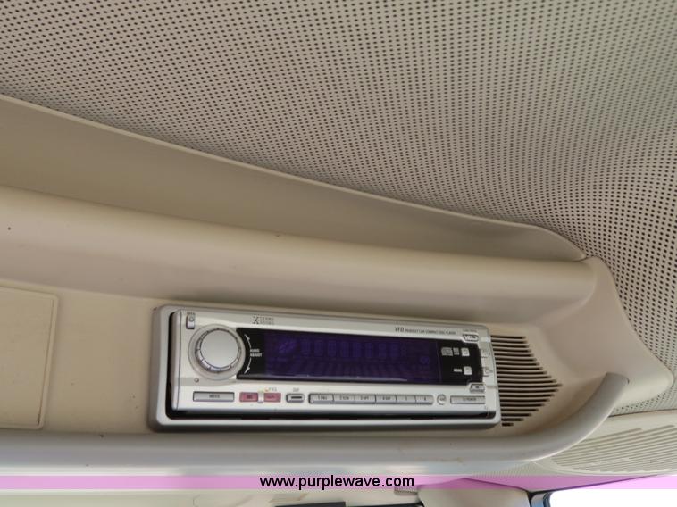 image for item B4548 2004 John Deere 7420 MFWD tractor