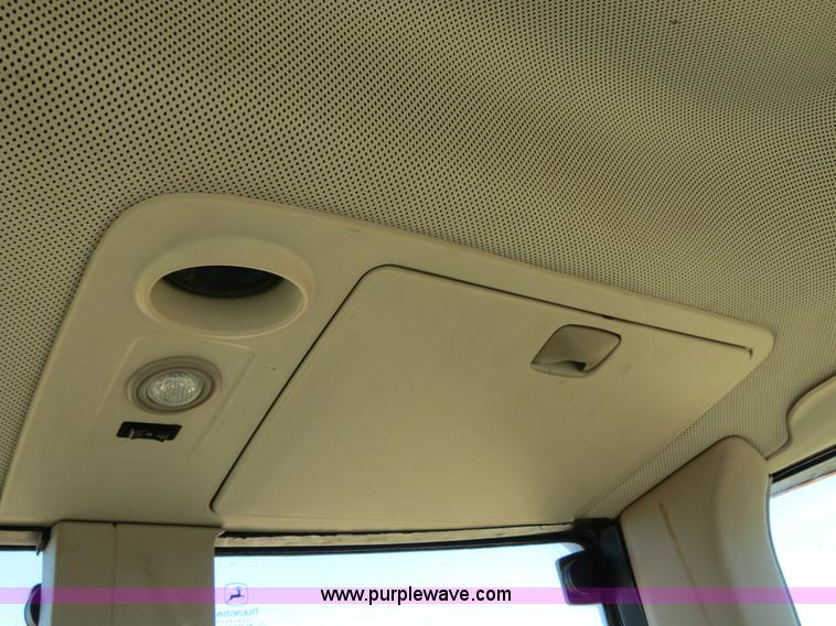 image for item B4548 2004 John Deere 7420 MFWD tractor