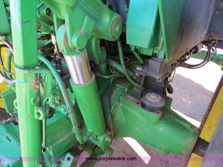 image for item B4548 2004 John Deere 7420 MFWD tractor