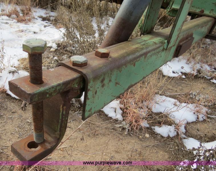 image for item B4553 John Deere 346 small square baler
