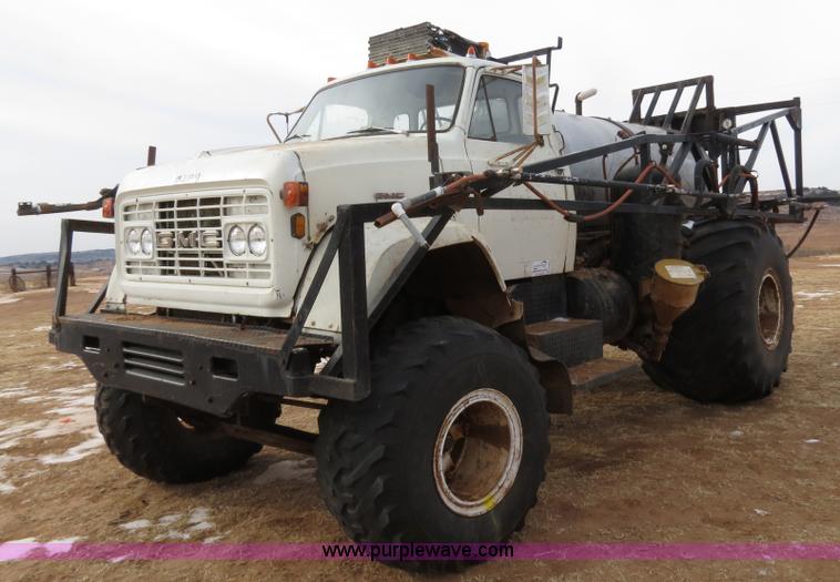 image for item B4555 1974 Big Wheels 1255 sprayer