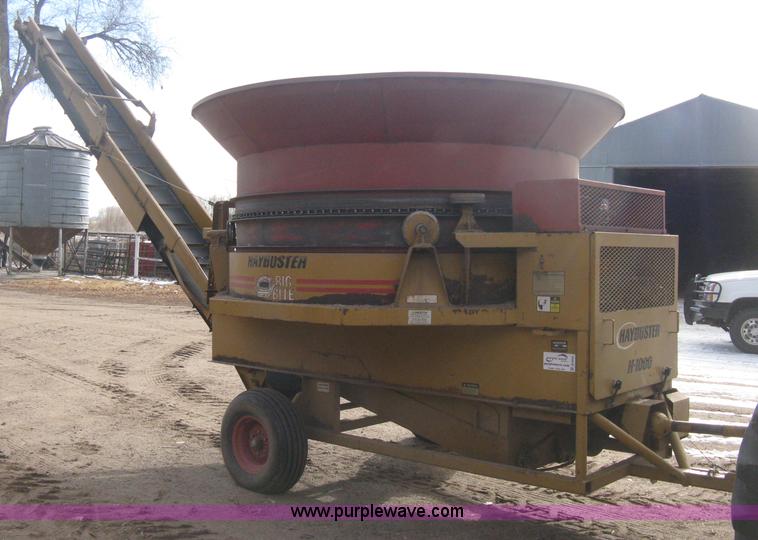 image for item B8456 1992 HayBuster H1000 Big Bite tub grinder