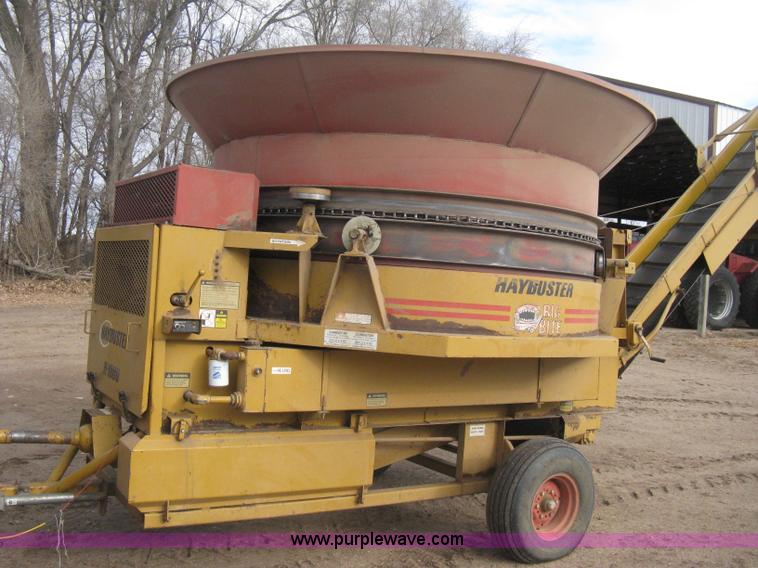 image for item B8456 1992 HayBuster H1000 Big Bite tub grinder