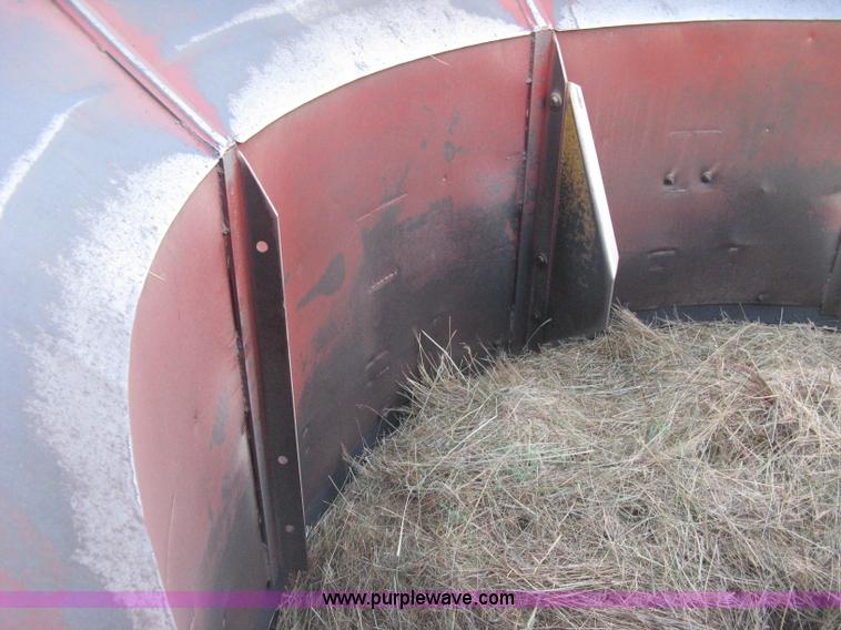 image for item B8456 1992 HayBuster H1000 Big Bite tub grinder