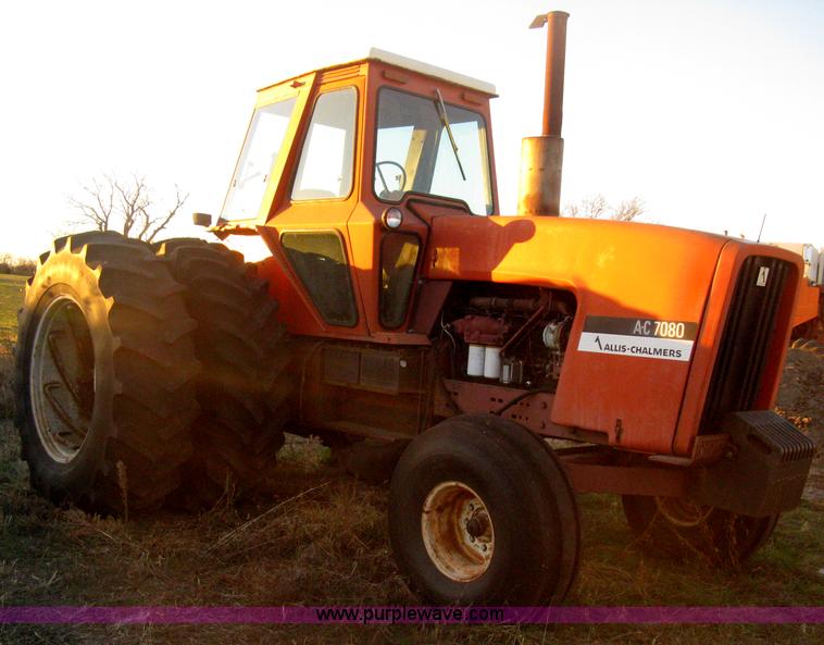 image for item B8487 1976 Allis Chalmers 7080 tractor