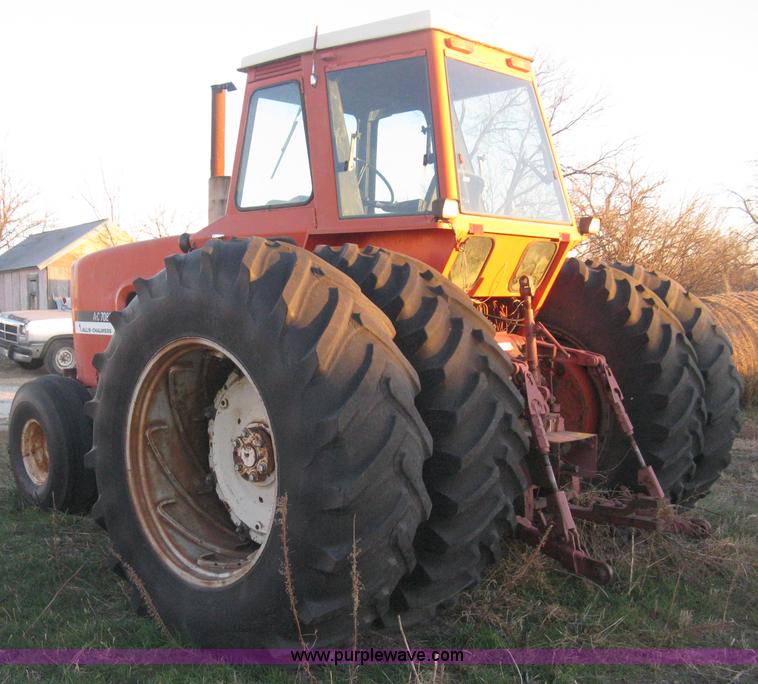 image for item B8487 1976 Allis Chalmers 7080 tractor
