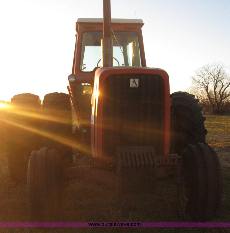 image for item B8487 1976 Allis Chalmers 7080 tractor
