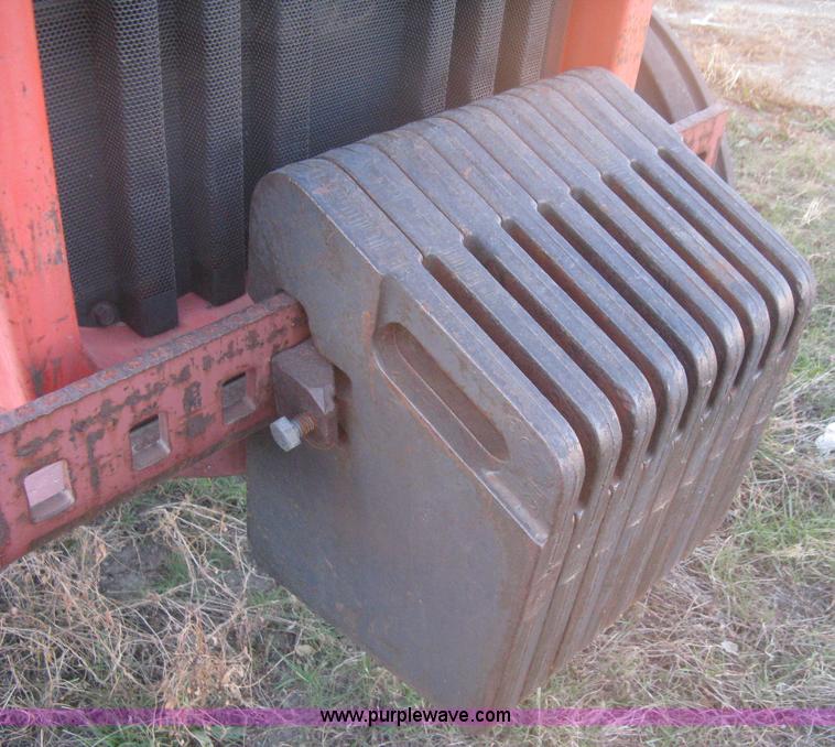 image for item B8487 1976 Allis Chalmers 7080 tractor