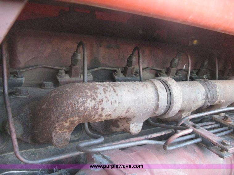 image for item B8487 1976 Allis Chalmers 7080 tractor