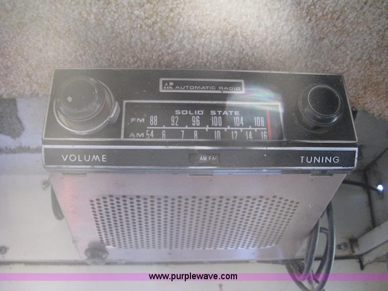 image for item B8488 International 915 Turbo combine