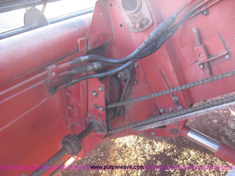 image for item B8488 International 915 Turbo combine