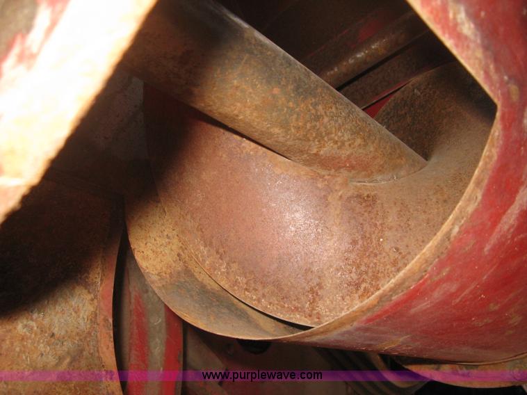 image for item B8488 International 915 Turbo combine