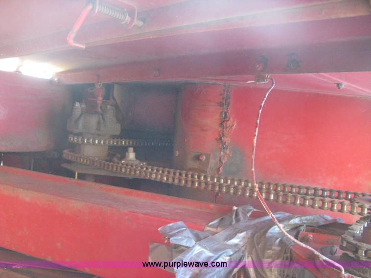 image for item B8488 International 915 Turbo combine